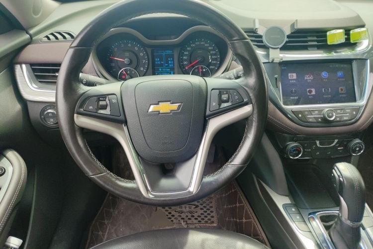 Used Chevrolet Malibu 2018 530T Automatic Luxury Edition Steering Wheel
