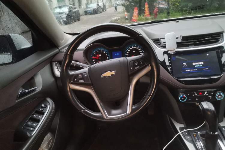 Used Chevrolet Malibu 2018 530T Automatic Fashion Edition Steering Wheel