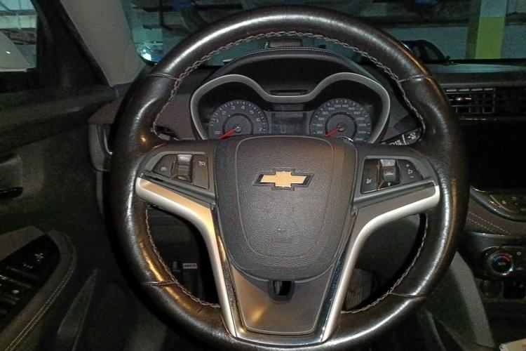 Used Chevrolet Malibu 2018 530T Automatic Luxury Edition Steering Wheel