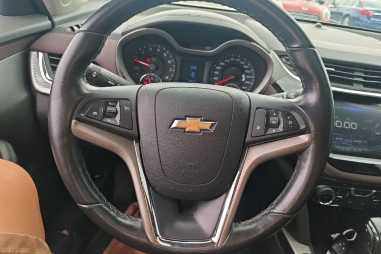 Used Chevrolet Malibu 2018 530T Automatic Fashion Edition Steering Wheel