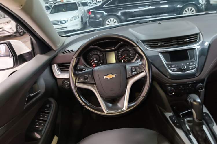 Used Chevrolet Malibu 2018 530T Automatic Fashion Edition Steering Wheel