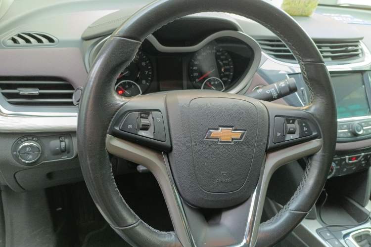 Used Chevrolet Malibu 2018 530T Automatic Luxury Edition Steering Wheel