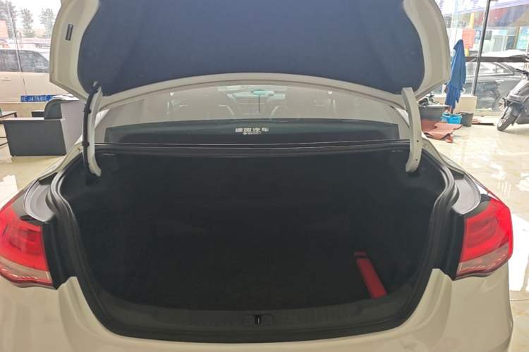 Used Chevrolet Malibu 2018 530T Automatic Fashion Edition Trunk