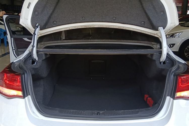 Used Chevrolet Malibu 2018 530T Automatic Fashion Edition Trunk