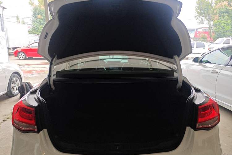 Used Chevrolet Malibu 2018 530T Automatic Fashion Edition Trunk
