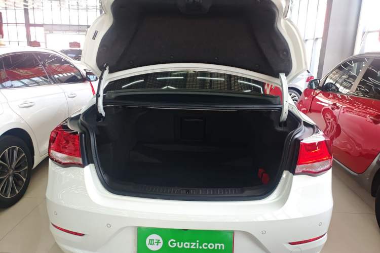 Used Chevrolet Malibu 2018 530T Automatic Luxury Edition Trunk