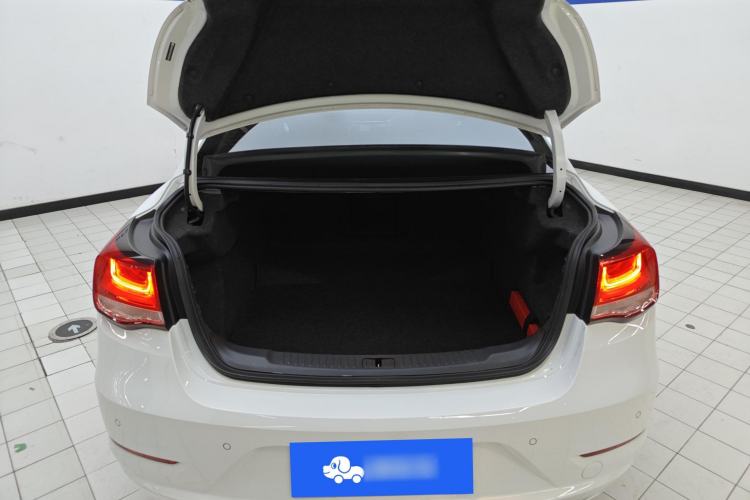 Used Chevrolet Malibu 2018 530T Automatic Fashion Edition Trunk