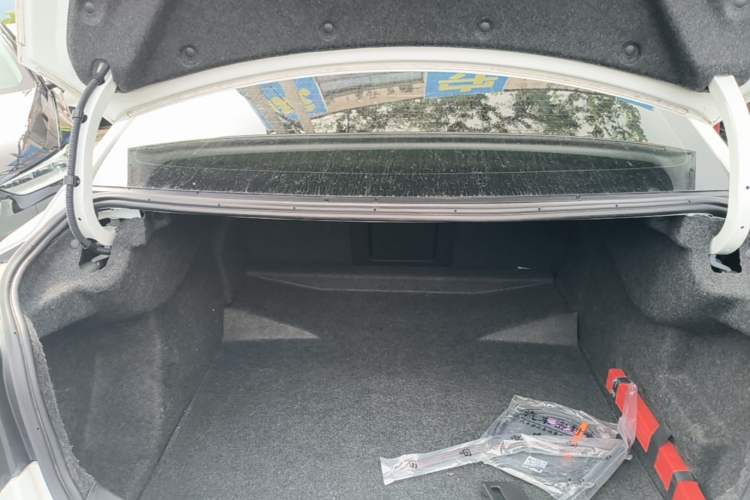 Used Chevrolet Malibu 2018 530T Automatic Fashion Edition Trunk