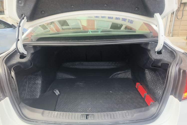 Used Chevrolet Malibu 2018 530T Automatic Luxury Edition Trunk