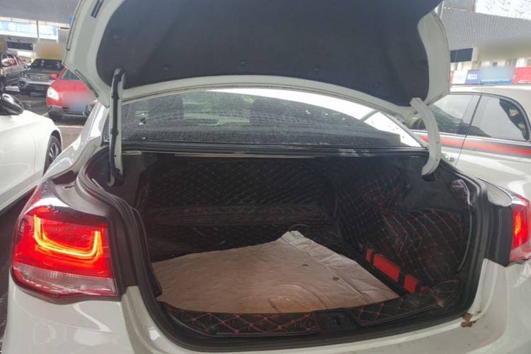 Used Chevrolet Malibu 2018 530T Automatic Fashion Edition Trunk