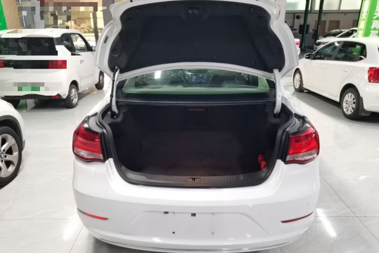 Used Chevrolet Malibu 2018 530T Automatic Fashion Edition Trunk