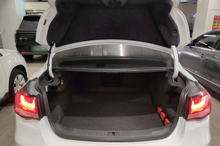 Used Chevrolet Malibu 2018 530T Automatic Luxury Edition Trunk
