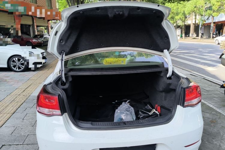 Used Chevrolet Malibu 2018 530T Automatic Luxury Edition Trunk