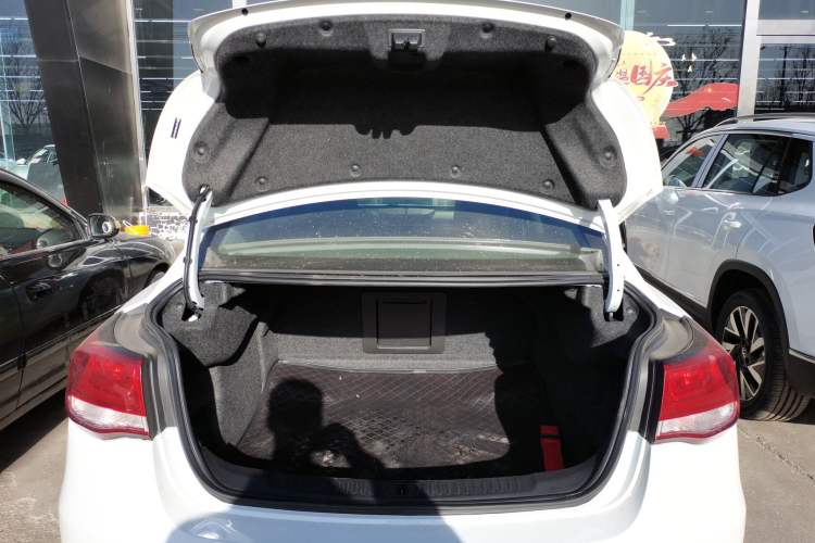 Used Chevrolet Malibu 2018 530T Automatic Fashion Edition Trunk