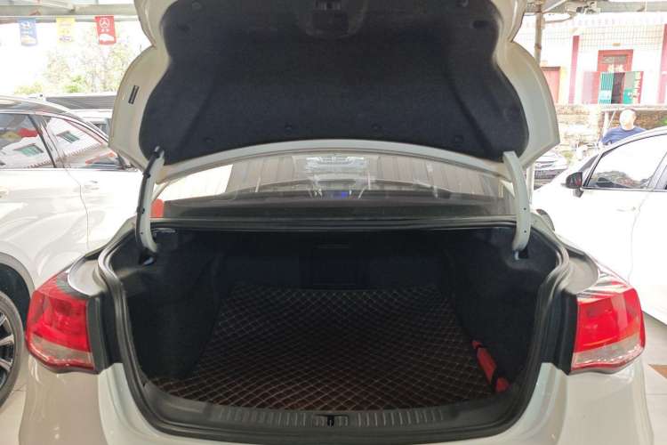 Used Chevrolet Malibu 2018 530T Automatic Fashion Edition Trunk
