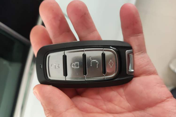 Used Chevrolet Malibu 2018 530T Automatic Fashion Edition Vehicle Key