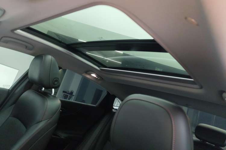 Used Chevrolet Malibu XL 2021 Redline 550T Automatic RuiLian Edition Headliner
