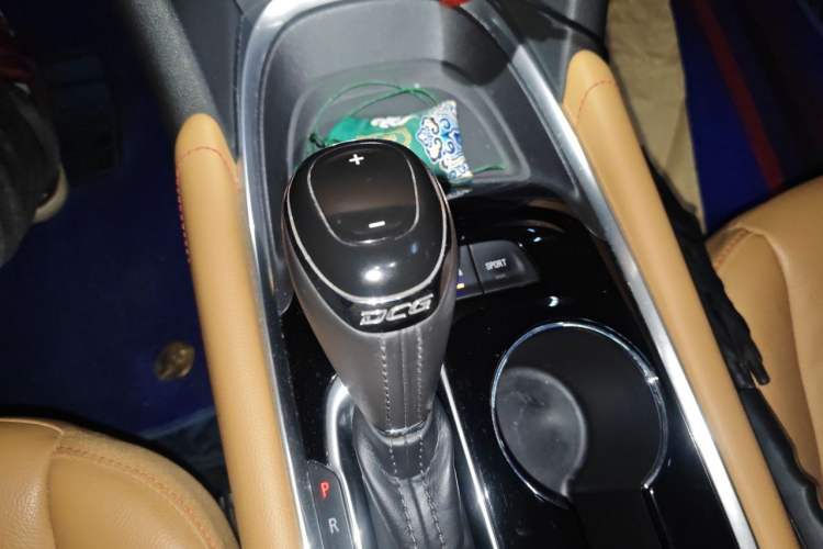 Used Chevrolet Malibu XL 2016 1.5T Dual-Clutch RuiShang Edition Gear Lever