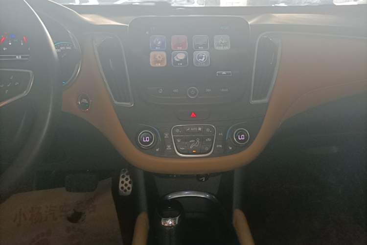 Used Chevrolet Malibu XL 2016 1.5T Dual-Clutch RuiShang Edition Audio And AC Panel