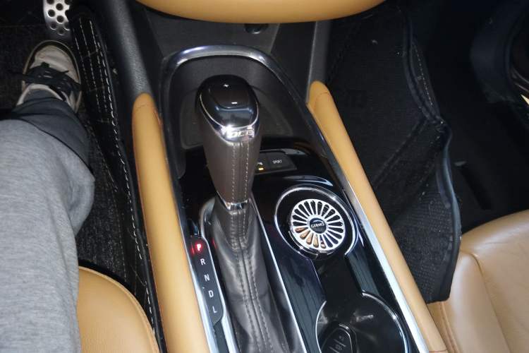 Used Chevrolet Malibu XL 2016 1.5T Dual-Clutch Ruichi Edition Gear Lever