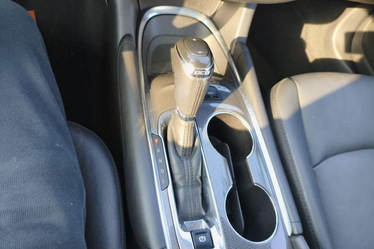 Used Chevrolet Malibu XL 2016 1.5T Dual-Clutch Ruichi Edition Gear Lever