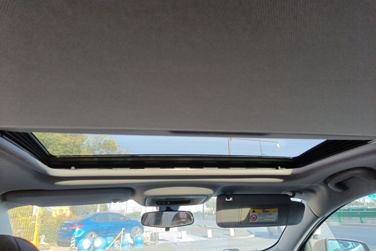 Used Chevrolet Malibu XL 2016 1.5T Dual-Clutch RuiShang Edition Headliner