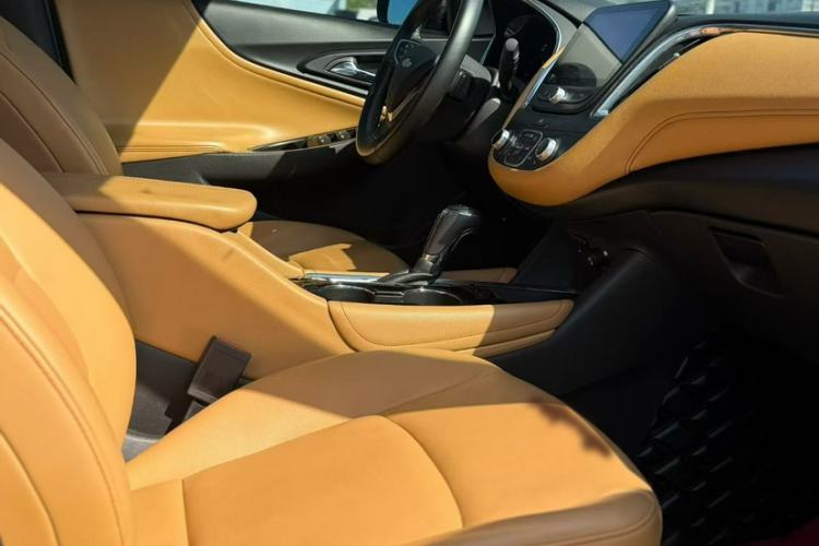 Used Chevrolet Malibu XL 2016 1.5T Dual-Clutch RuiShang Edition Interior 2