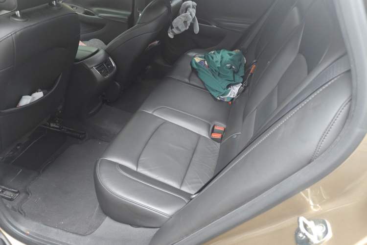 Used Chevrolet Malibu XL 2016 1.5T Dual-Clutch Ruichi Edition Left Rear Seat
