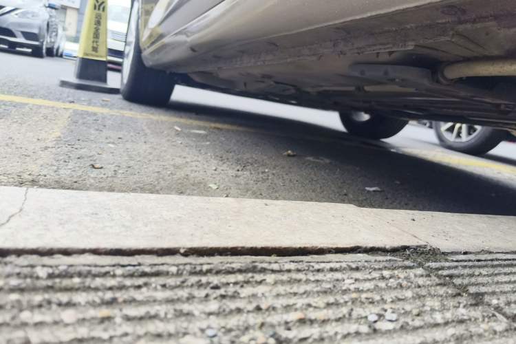 Used Chevrolet Malibu XL 2016 1.5T Dual-Clutch Ruichi Edition Left Side Sill