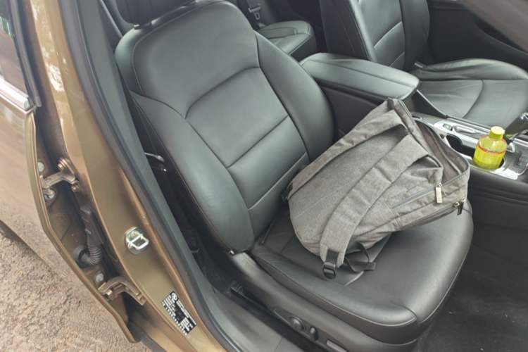 Used Chevrolet Malibu XL 2016 1.5T Dual-Clutch Ruichi Edition Right Front Seat