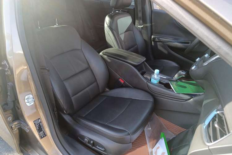 Used Chevrolet Malibu XL 2016 1.5T Dual-Clutch RuiShang Edition Right Front Seat