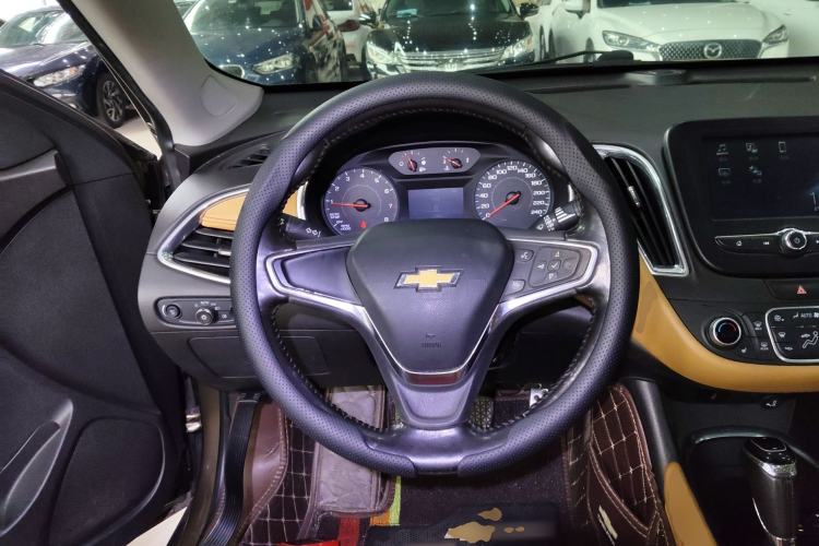 Used Chevrolet Malibu XL 2016 1.5T Dual-Clutch Ruichi Edition Steering Wheel