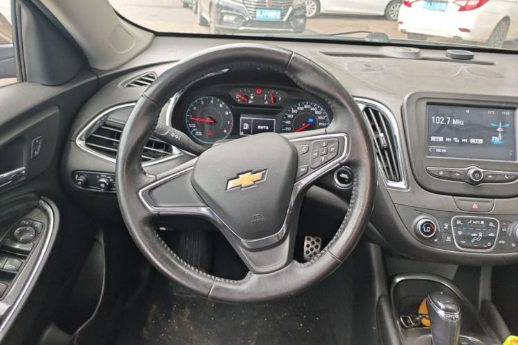 Used Chevrolet Malibu XL 2016 1.5T Dual-Clutch Ruichi Edition Steering Wheel