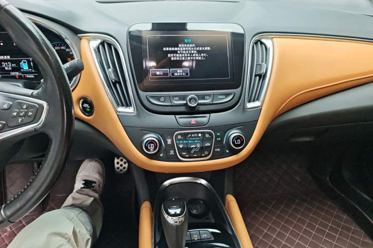 Used Chevrolet Malibu XL 2016 1.5T Dual-Clutch RuiShang Edition Audio And AC Panel