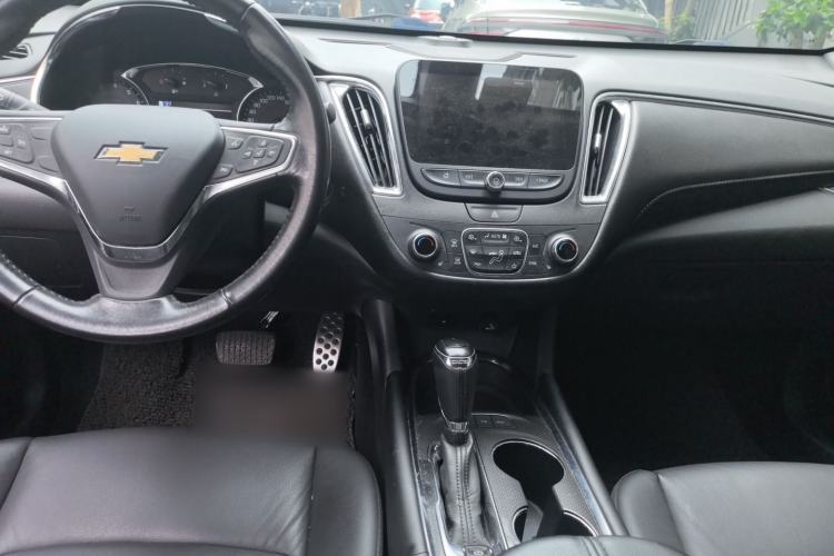 Used Chevrolet Malibu XL 2016 1.5T Dual-Clutch Ruibao Edition Center Console