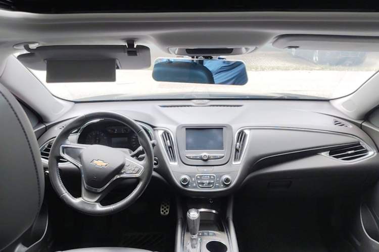 Used Chevrolet Malibu XL 2016 1.5T Dual-Clutch Ruichi Edition Center Console