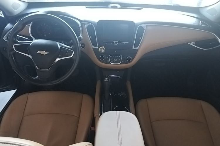 Used Chevrolet Malibu XL 2016 1.5T Dual-Clutch Ruichi Edition Center Console