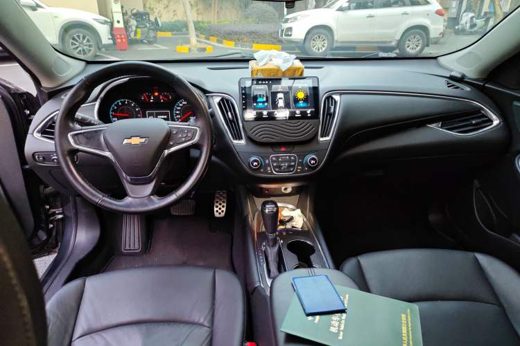 Used Chevrolet Malibu XL 2016 1.5T Dual-Clutch Ruichi Edition Center Console