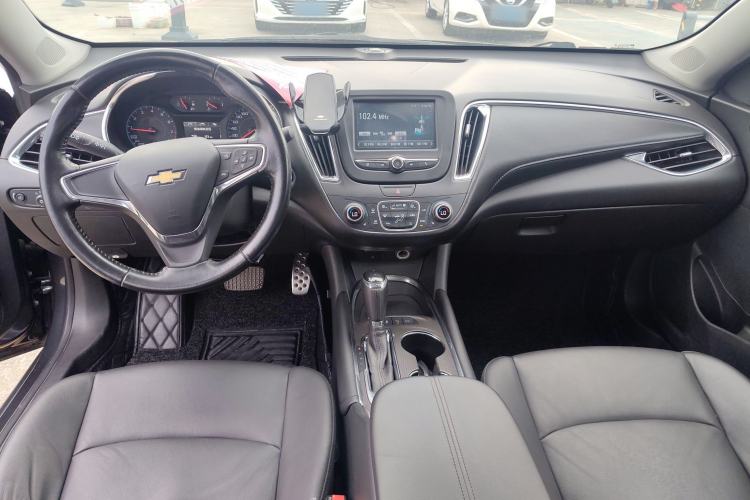 Used Chevrolet Malibu XL 2016 1.5T Dual-Clutch Ruichi Edition Center Console