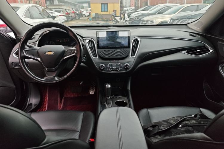Used Chevrolet Malibu XL 2016 1.5T Dual-Clutch Ruichi Edition Center Console