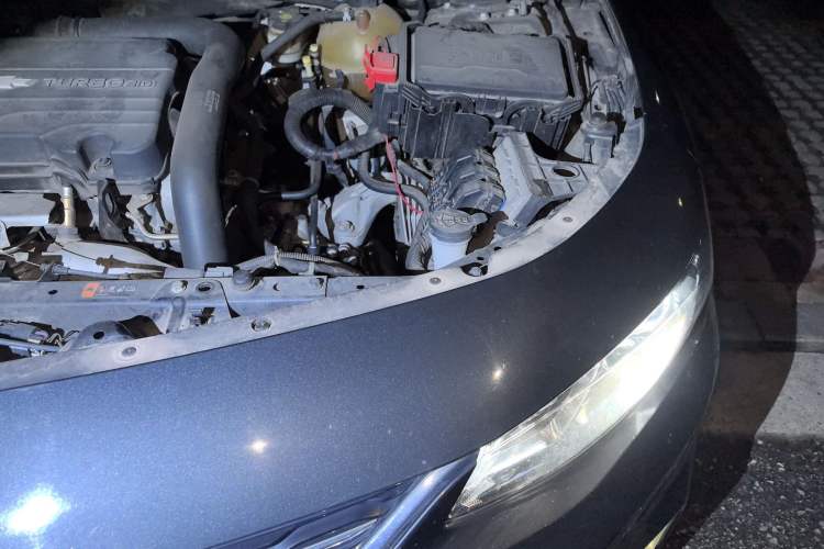 Used Chevrolet Malibu XL 2016 1.5T Dual-Clutch Ruichi Edition Engine Bay Left