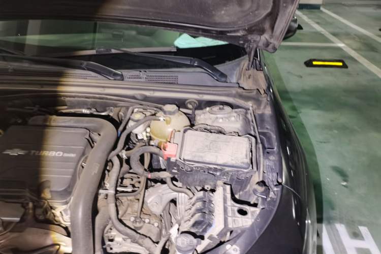 Used Chevrolet Malibu XL 2016 1.5T Dual-Clutch Ruichi Edition Engine Bay Left