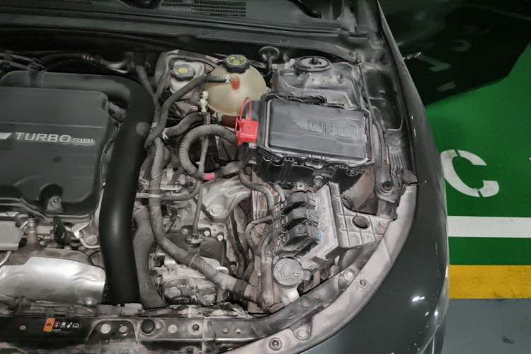 Used Chevrolet Malibu XL 2016 1.5T Dual-Clutch RuiShang Edition Engine Bay Left