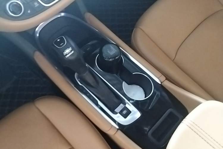 Used Chevrolet Malibu XL 2016 1.5T Dual-Clutch Ruichi Edition Gear Lever