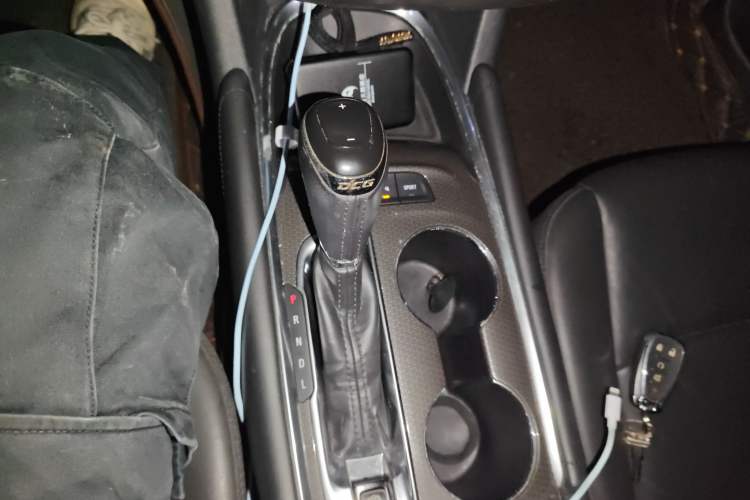 Used Chevrolet Malibu XL 2016 1.5T Dual-Clutch RuiShang Edition Gear Lever