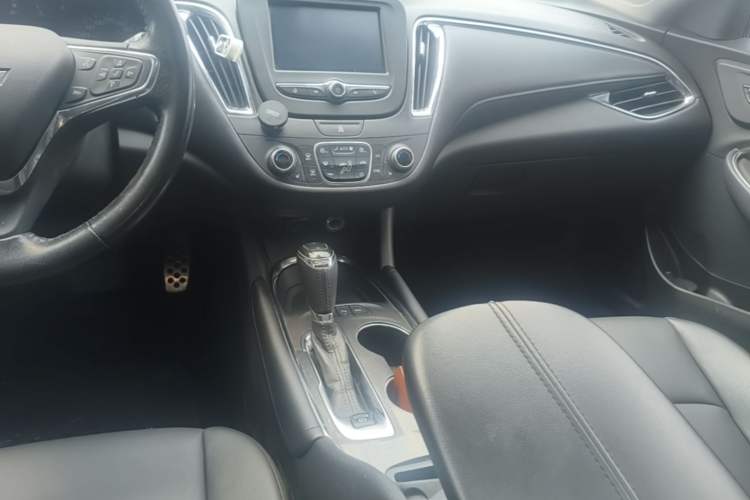 Used Chevrolet Malibu XL 2016 1.5T Dual-Clutch Ruichi Edition Gear Lever