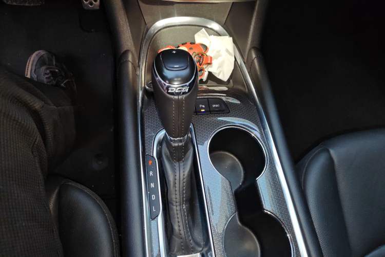 Used Chevrolet Malibu XL 2016 1.5T Dual-Clutch Ruichi Edition Gear Lever
