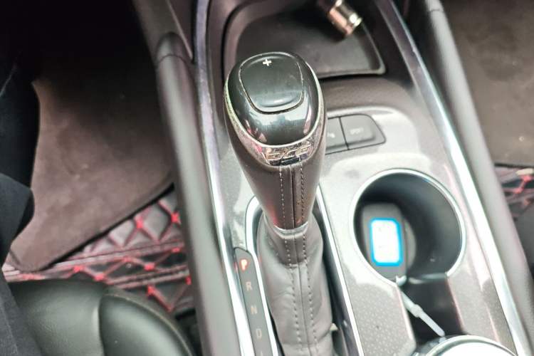 Used Chevrolet Malibu XL 2016 1.5T Dual-Clutch Ruichi Edition Gear Lever