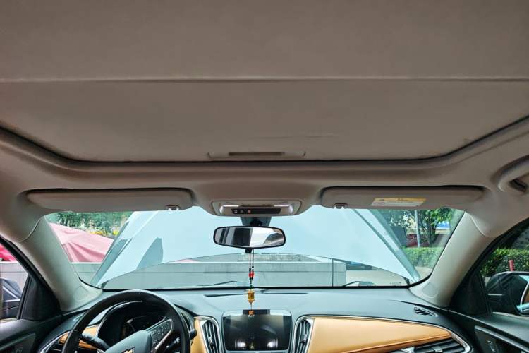 Used Chevrolet Malibu XL 2016 1.5T Dual-Clutch RuiShang Edition Headliner