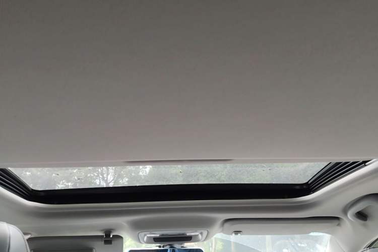 Used Chevrolet Malibu XL 2016 1.5T Dual-Clutch Ruichi Edition Headliner